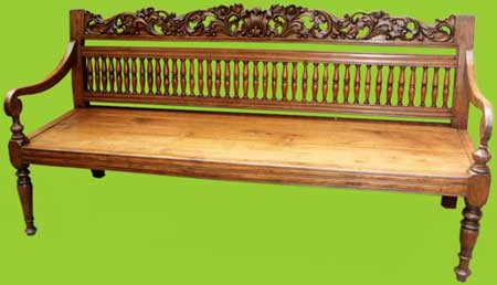 Bubut Madura Bench