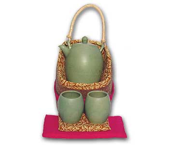 Zen Oval Teapot and Tumblers